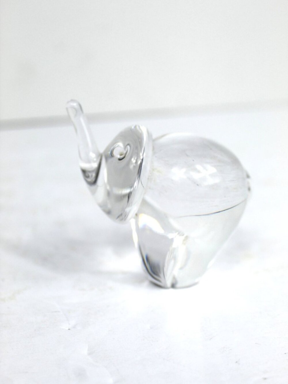 ADORABLE CLEAR CRYSTAL MINIATURE ELEPHANT 3"W X 2"D X 3"T VINTAGE
